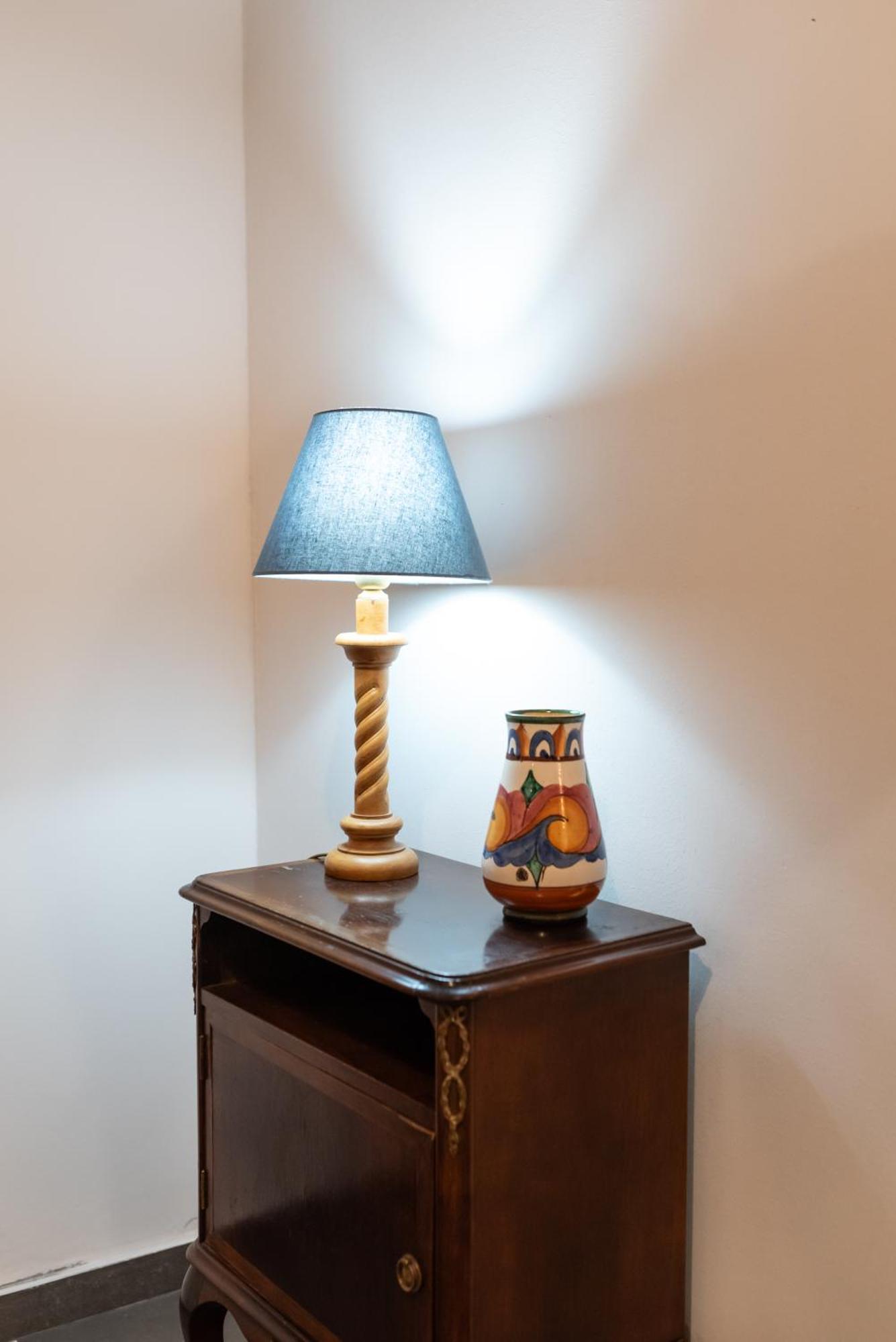 Napoli Sottosopra Chiaia Apartment Luaran gambar