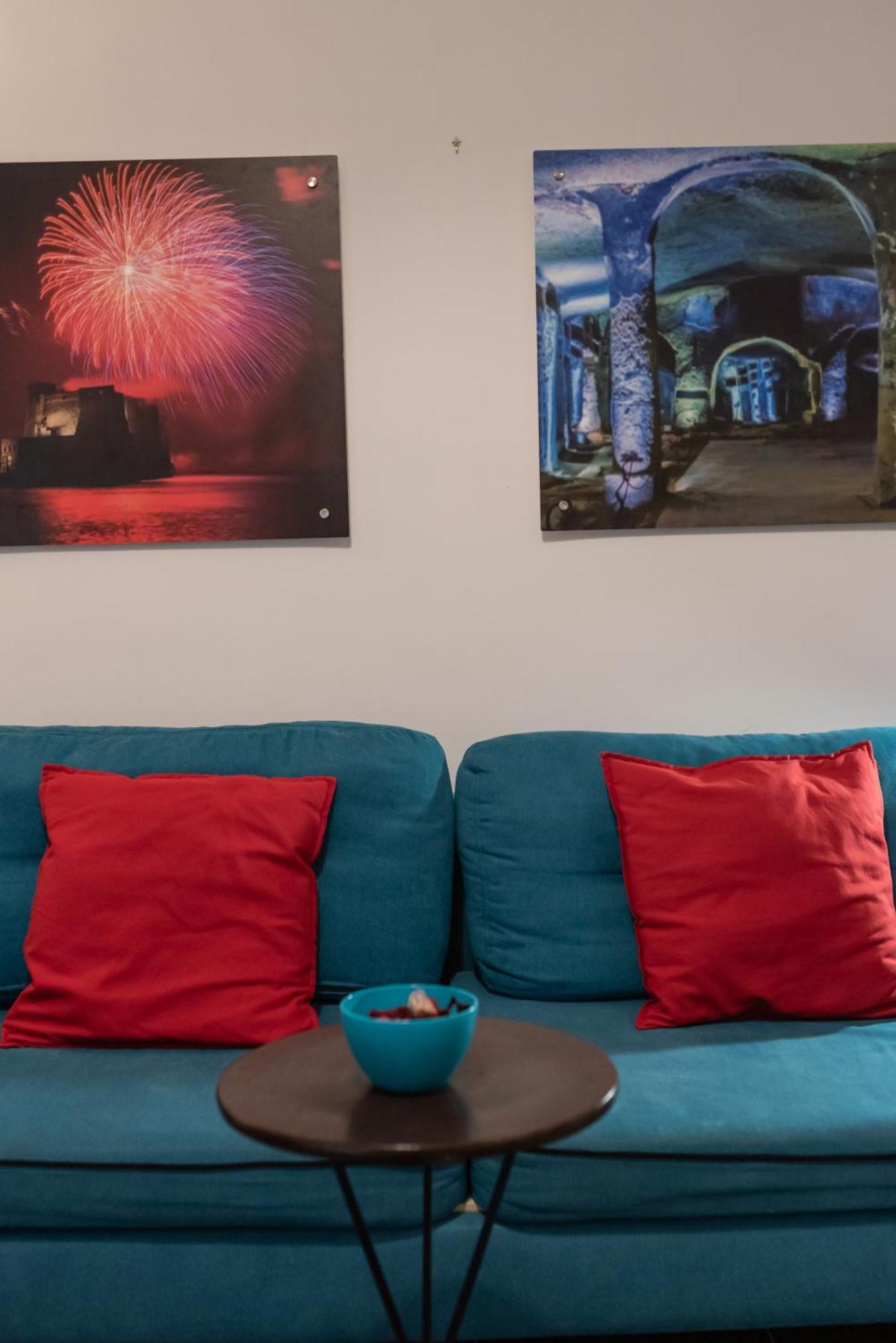 Napoli Sottosopra Chiaia Apartment Luaran gambar